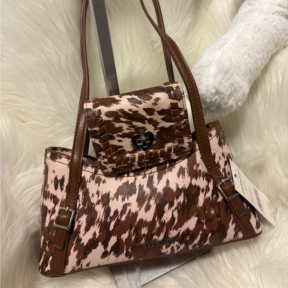 Madden Girl Shoulder Bag w/wallet - Picture 4 of 5